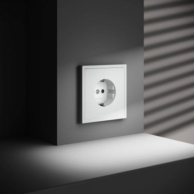 Розетка встраиваемая VOLTUM S70 с заземлением и защитными шторками, 16А, (белый матовый)