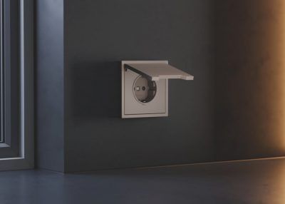 Накладка для розетки с заземлением, защитными шторками и крышкой, S70 (капучино)