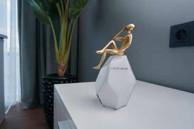 55RD4346M Статуэтка "Мечтатель" 10*9*19см