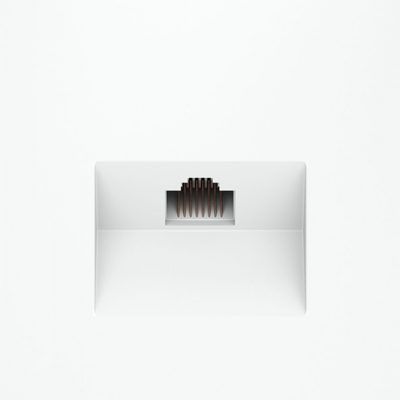 Розетка компьютерная встраиваемая VOLTUM S70 RJ45 кат.6, (белый матовый)