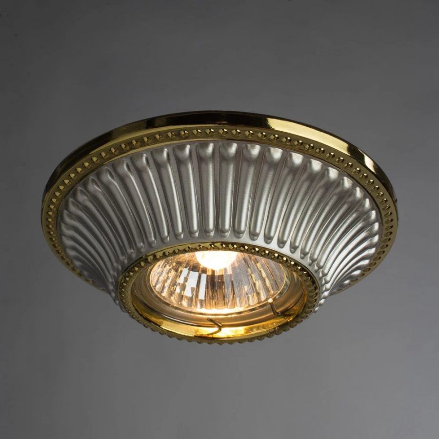 Точечный встраиваемый светильник Arte Lamp ARENA A5298PL-1WG