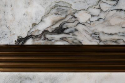 58DB-23185 Тумба под телевизор 220*42*50см