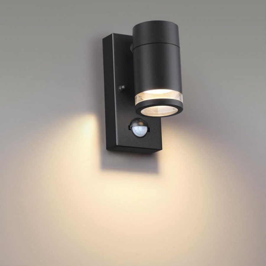 Уличный фасадный светильник Odeon Light Motto 6605/1W