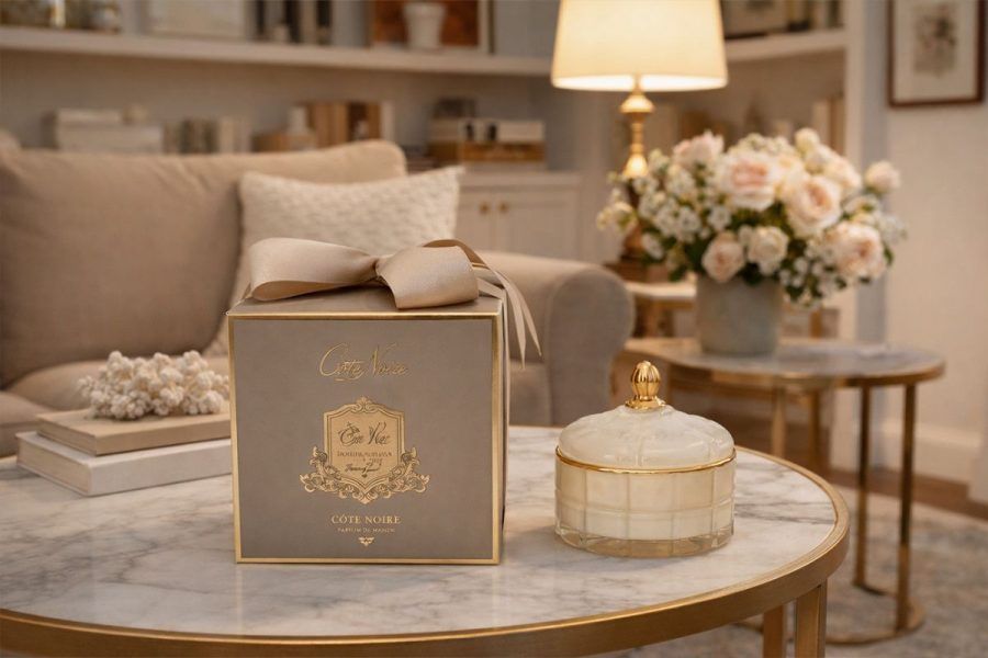 96CN-45015 Свеча ароматическая Светлая Ваниль (Blonde Vanilla) в вазе в упаковке 185 гр.