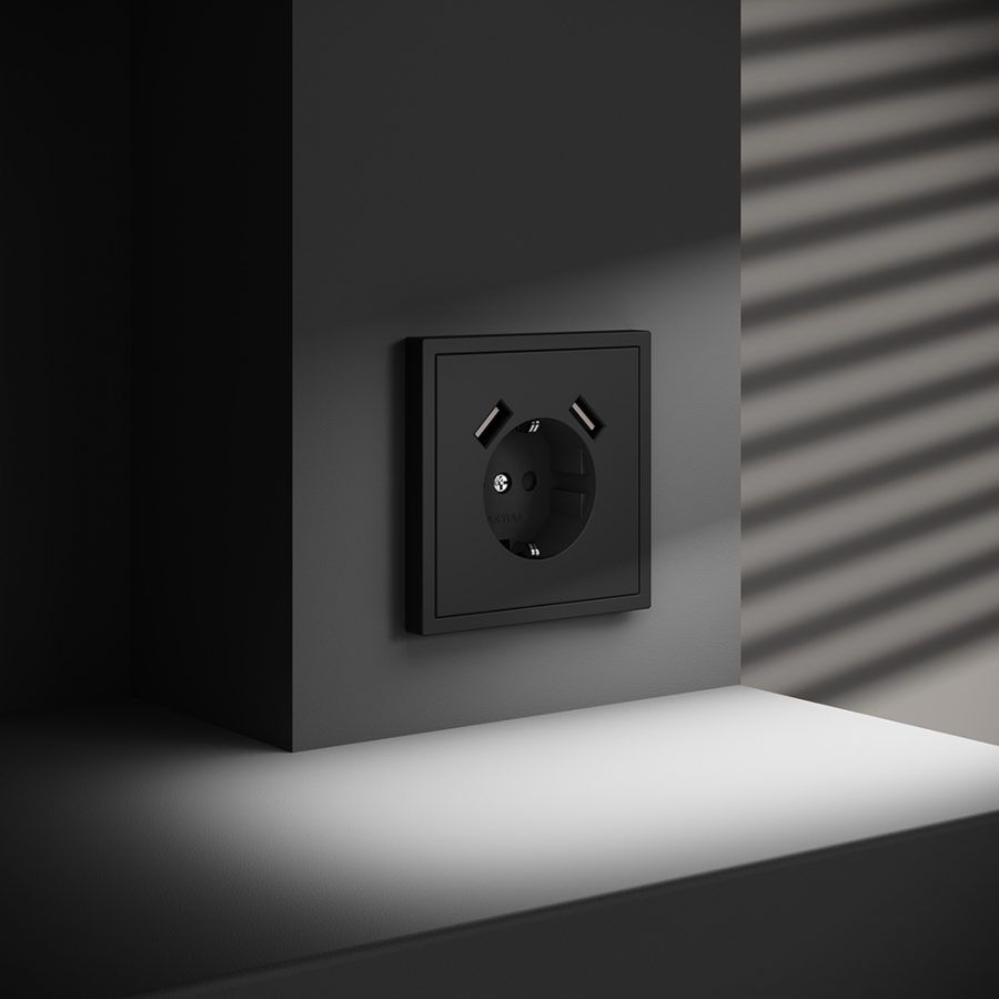 Накладка для розетки с заземлением и защитными шторками, с USB A+A, S70 (черный матовый)