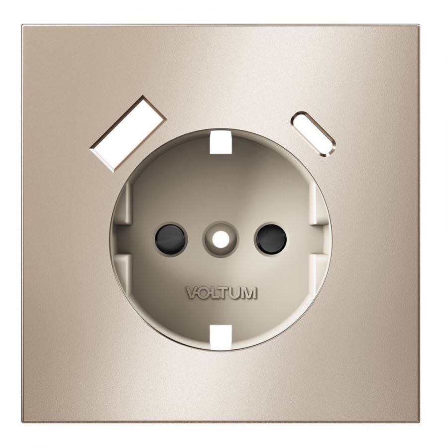 Накладка для розетки с заземлением и защитными шторками, с USB A+C, S70 Metal (платина)